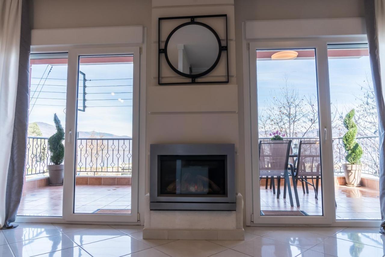 Voria Paralia Kastoria Bagian luar foto