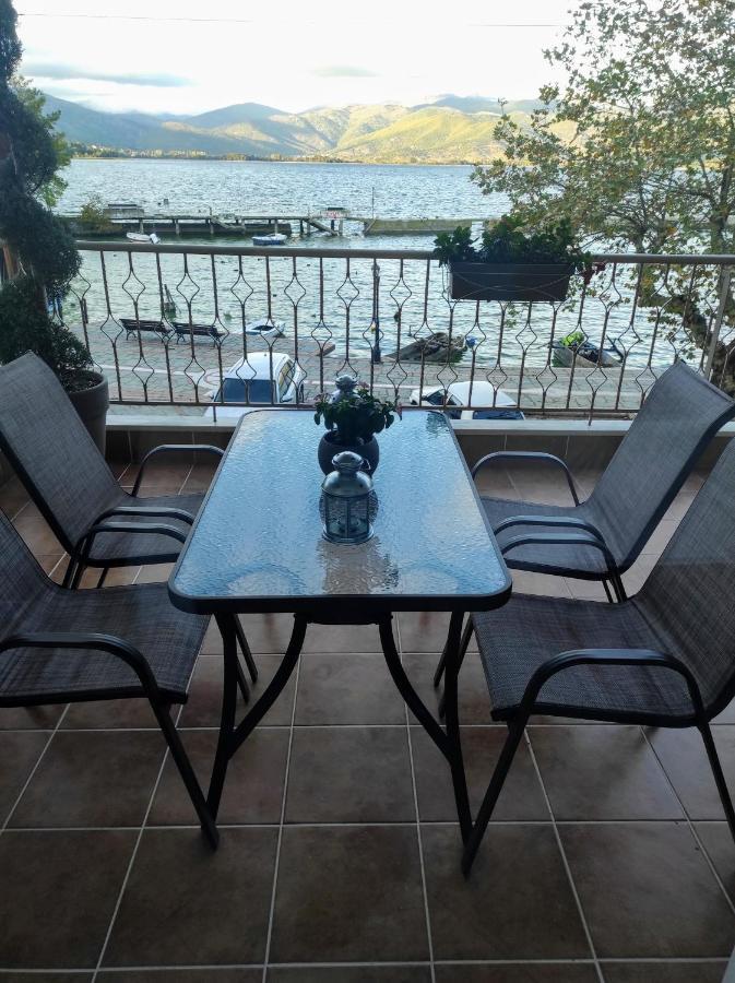 Voria Paralia Kastoria Bagian luar foto